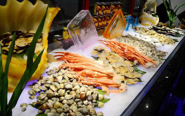 海鲜船烤肉自助餐厅加盟